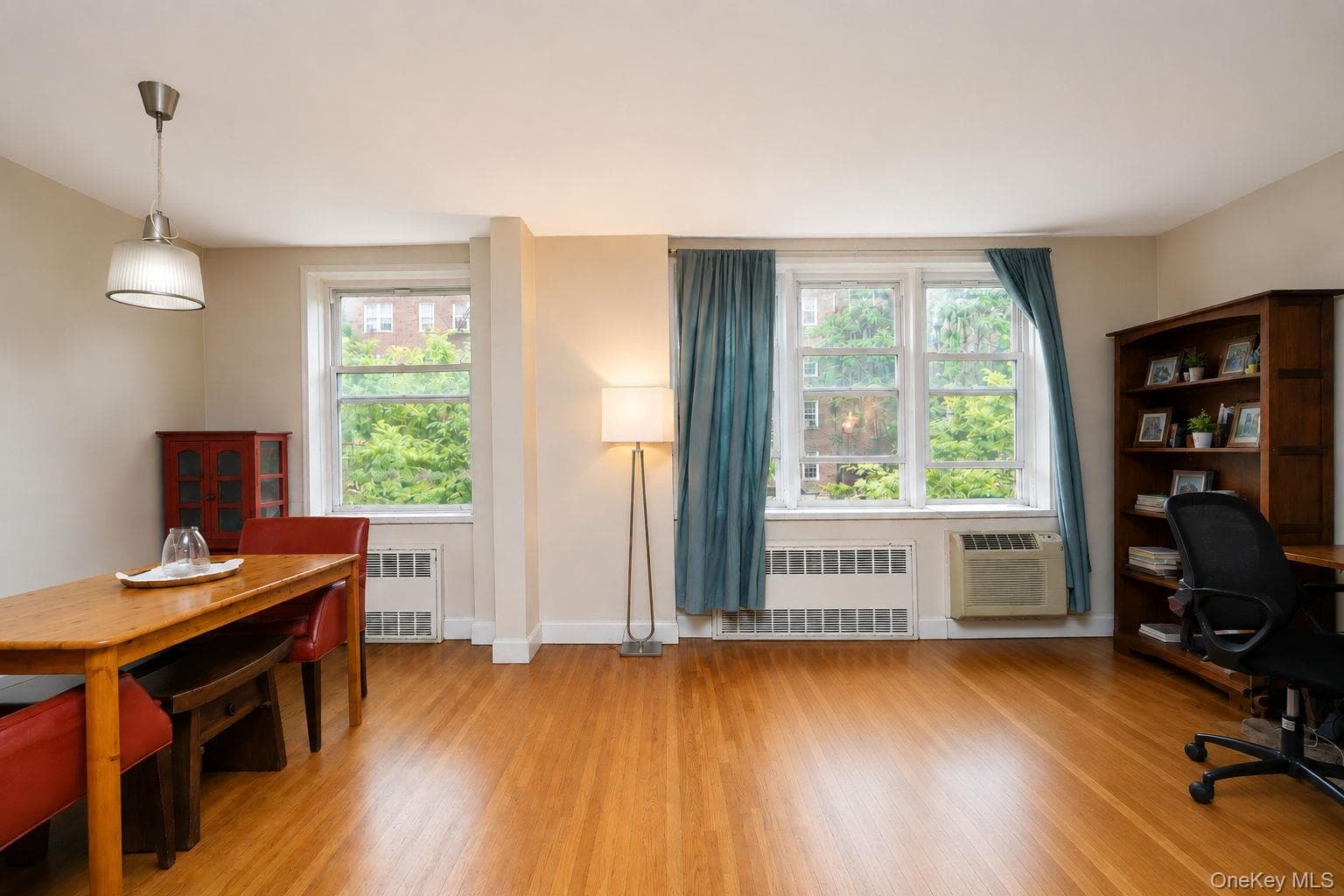 400 E 17th Street Unit: 304 thumbnail 11