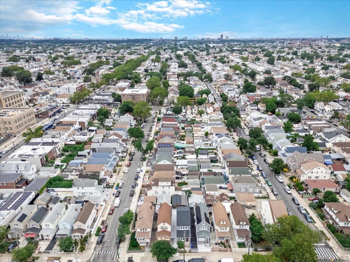 120-07 Linden Boulevard thumbnail 35