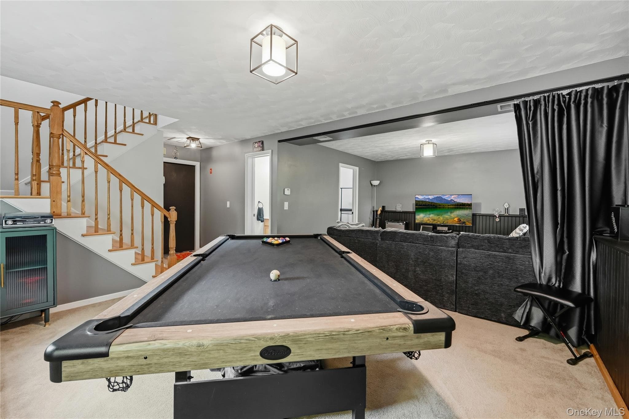 564 Clove Road thumbnail 32