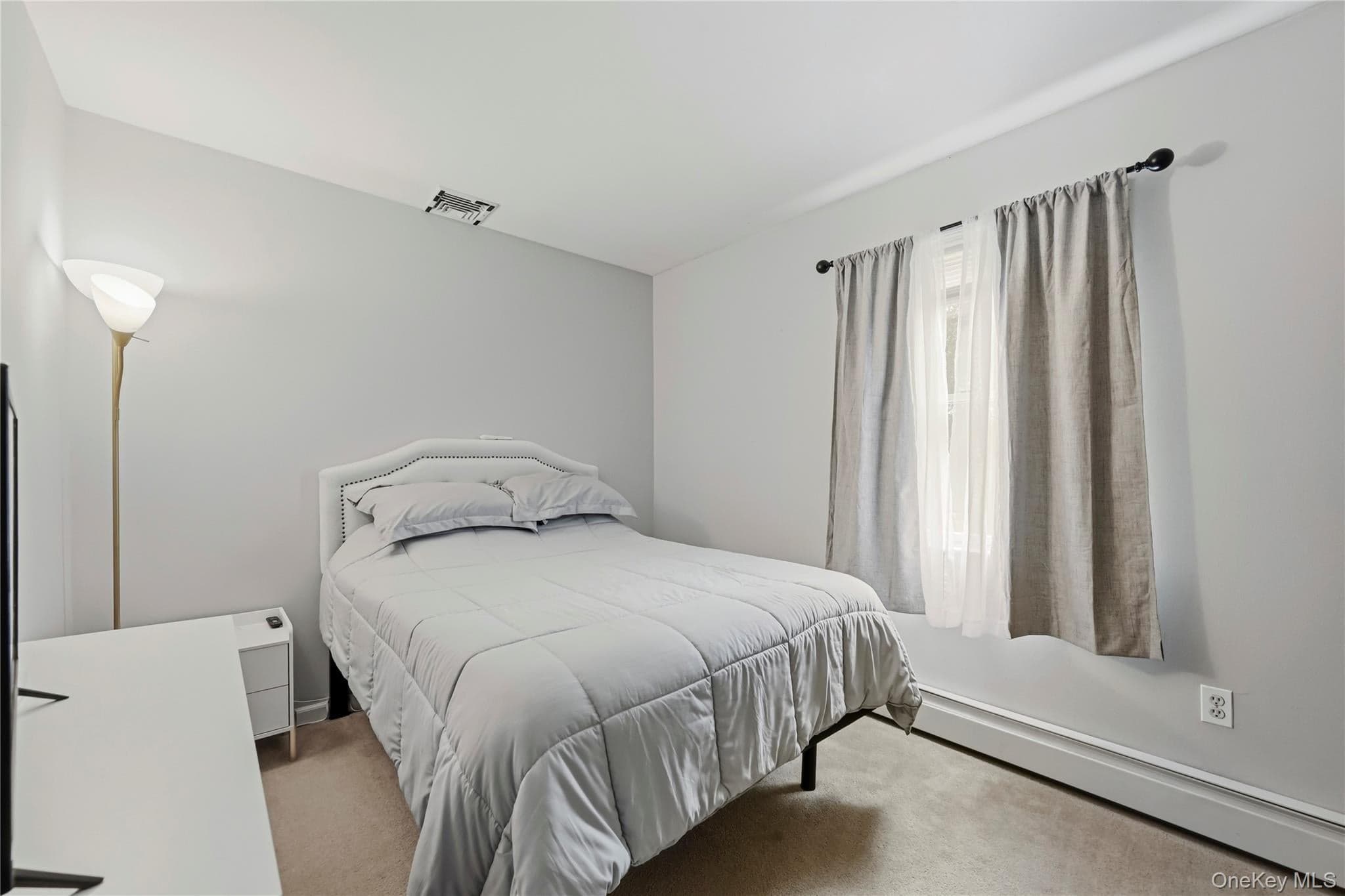 564 Clove Road thumbnail 26
