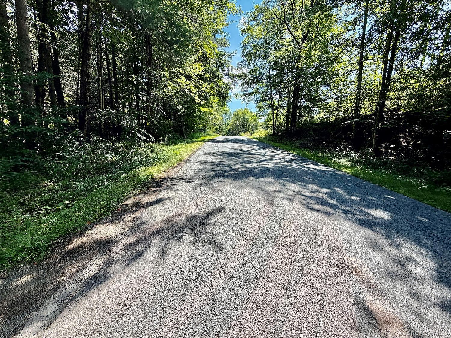 Hammer Road thumbnail 9