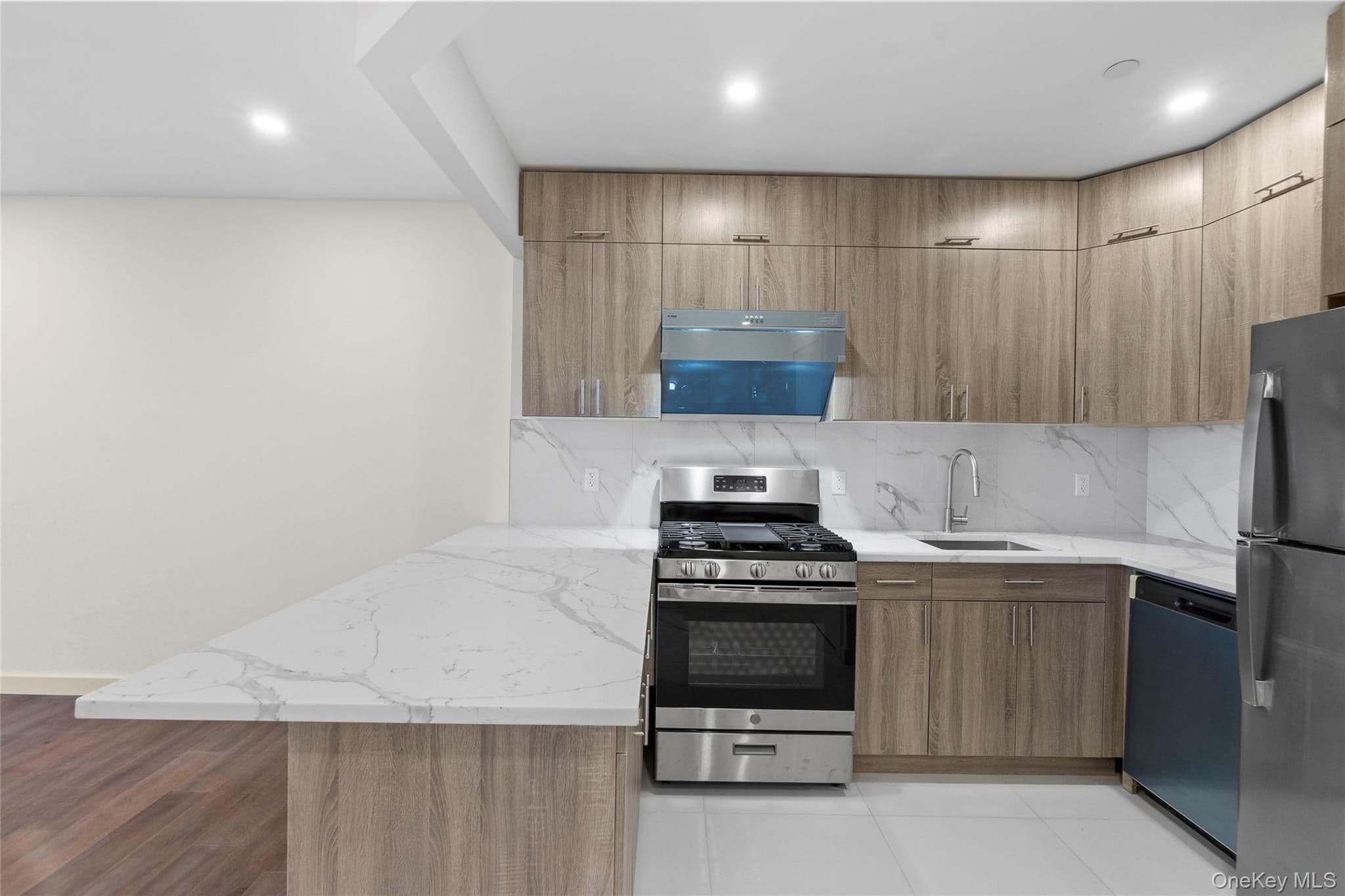 124-28 Queens Boulevard Unit: 11C thumbnail 5