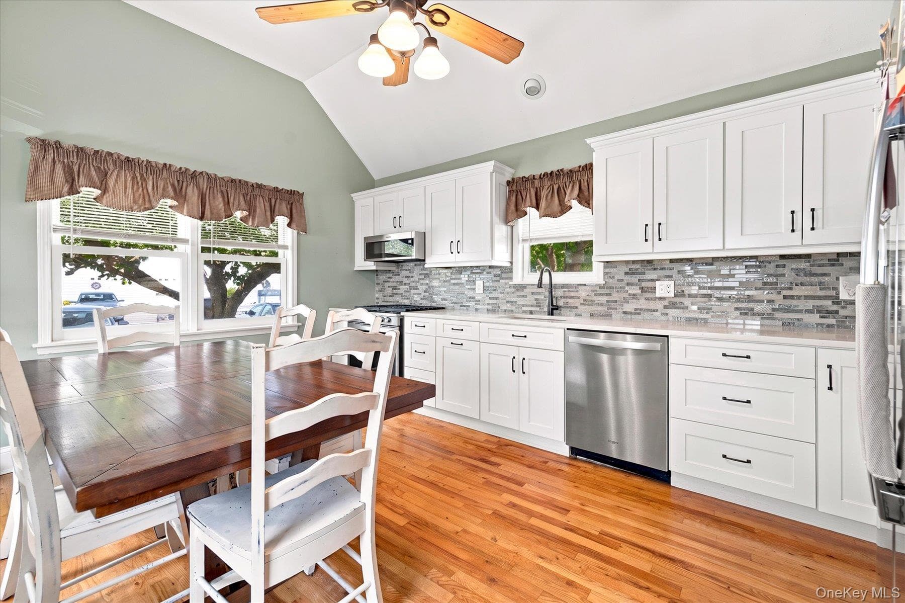 1 Ridgewood Drive thumbnail 9