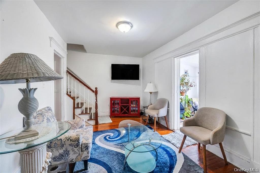 10530 Van Wyck Expressway thumbnail 16