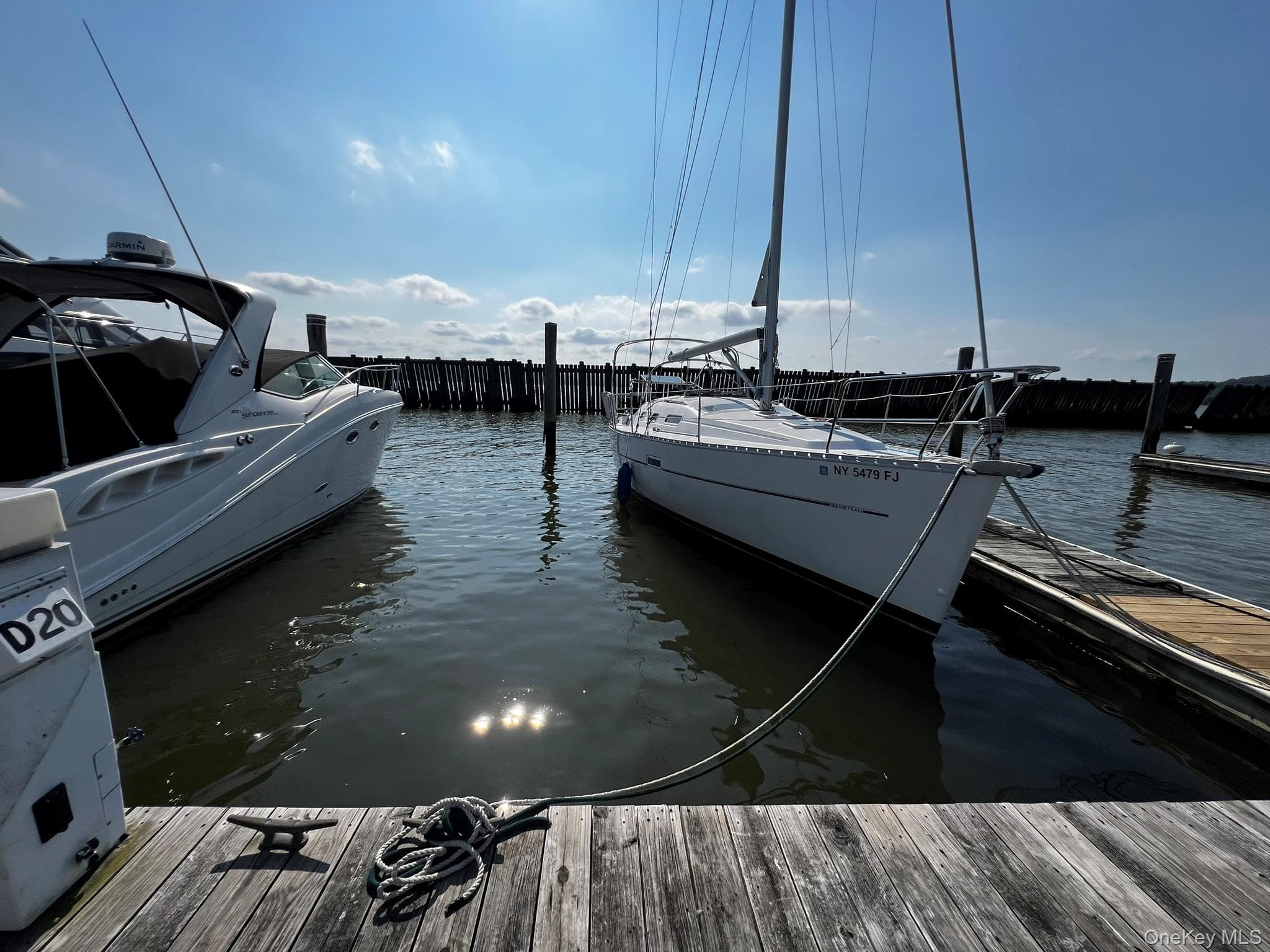 D-20 Half Moon Bay Marina thumbnail 4