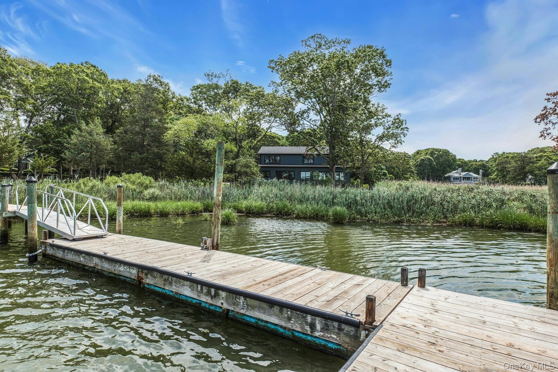 255 Peconic Bay Boulevard thumbnail 44