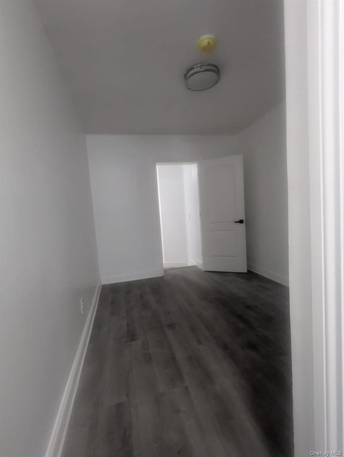 2323 Mott Avenue thumbnail 10