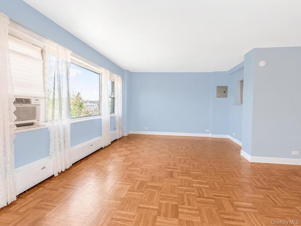 2 Fordham Hill Oval Unit: 5B thumbnail 4