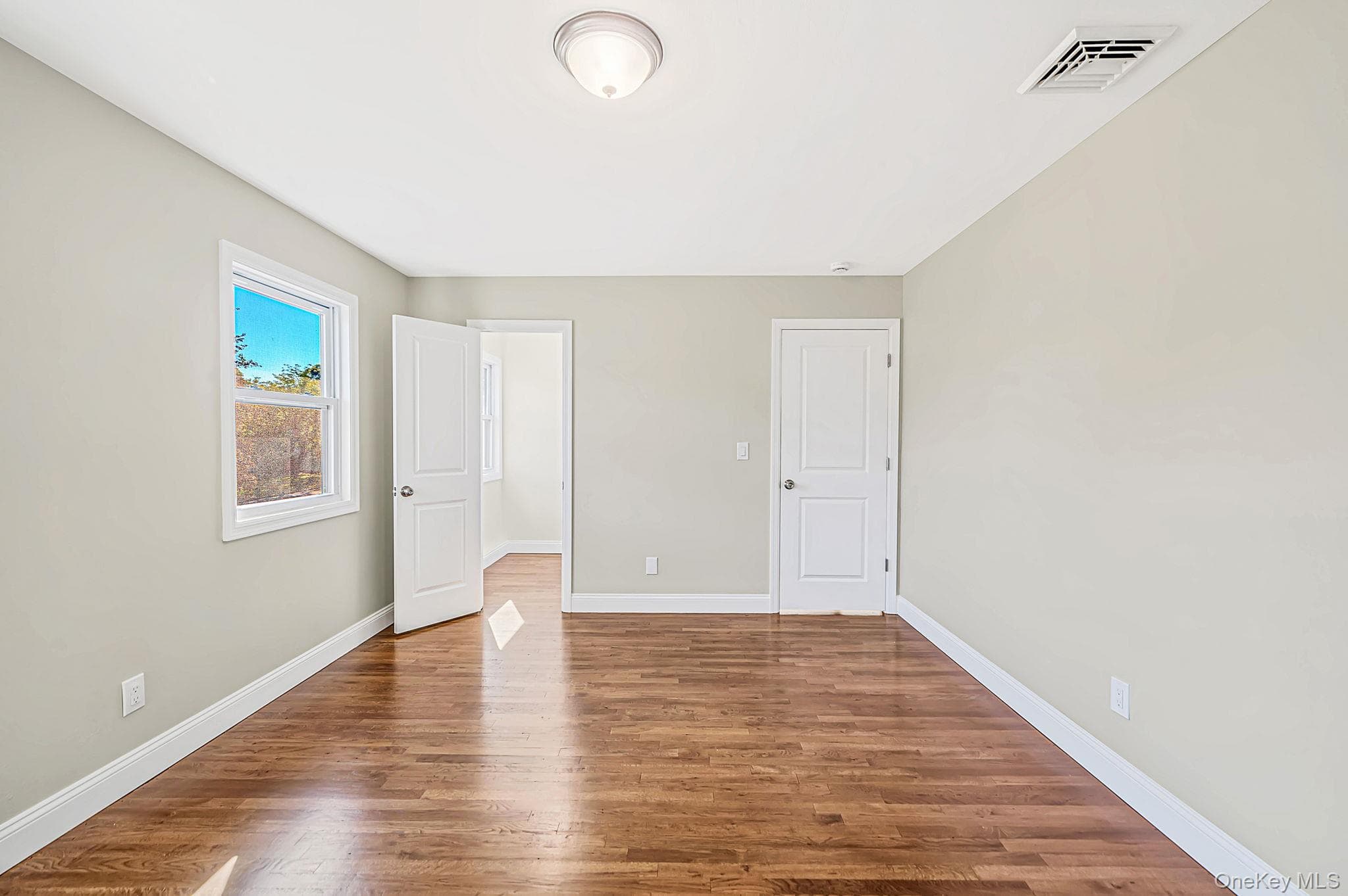 84 Empress Pines Drive thumbnail 21