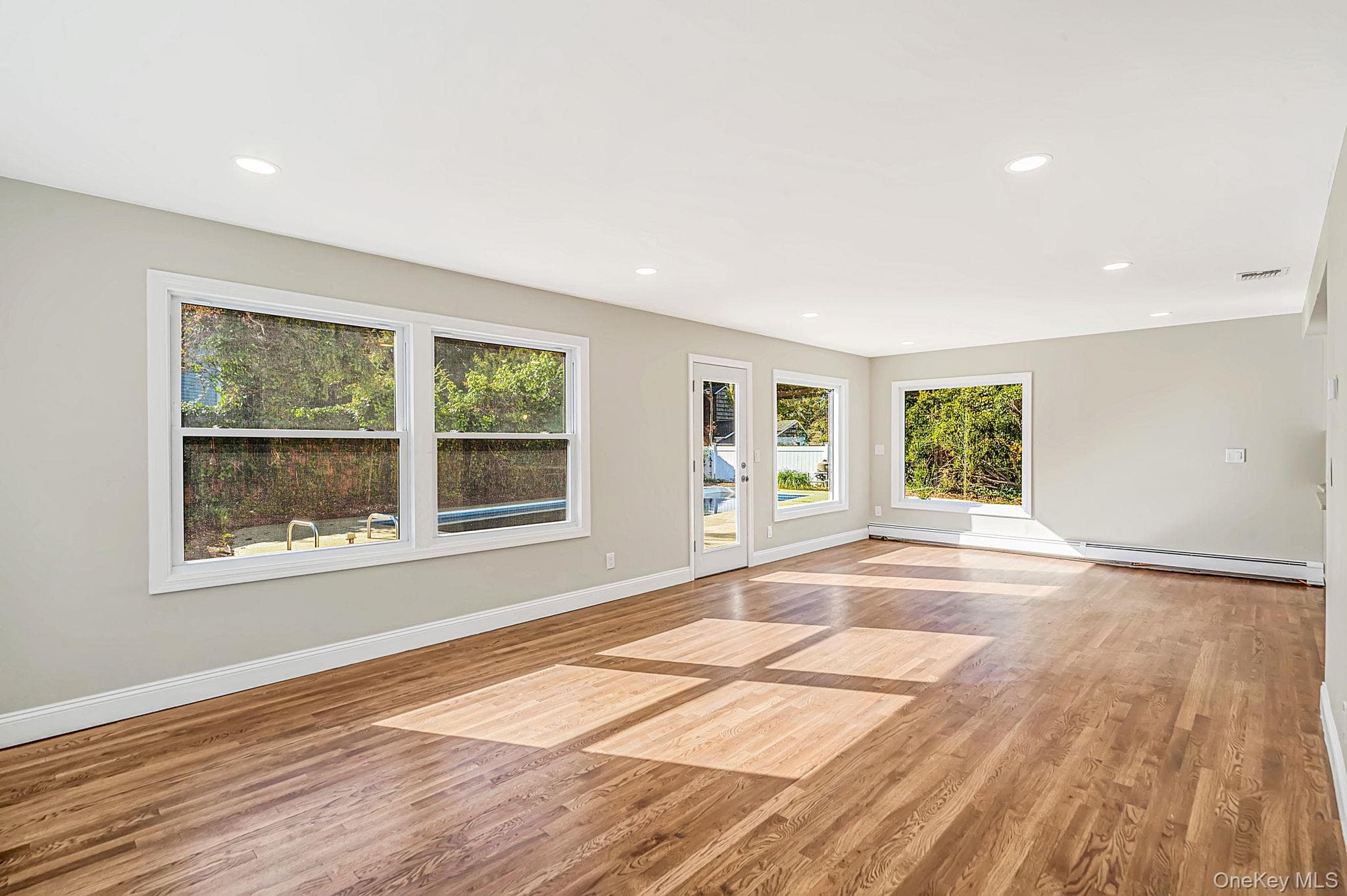 84 Empress Pines Drive thumbnail 6