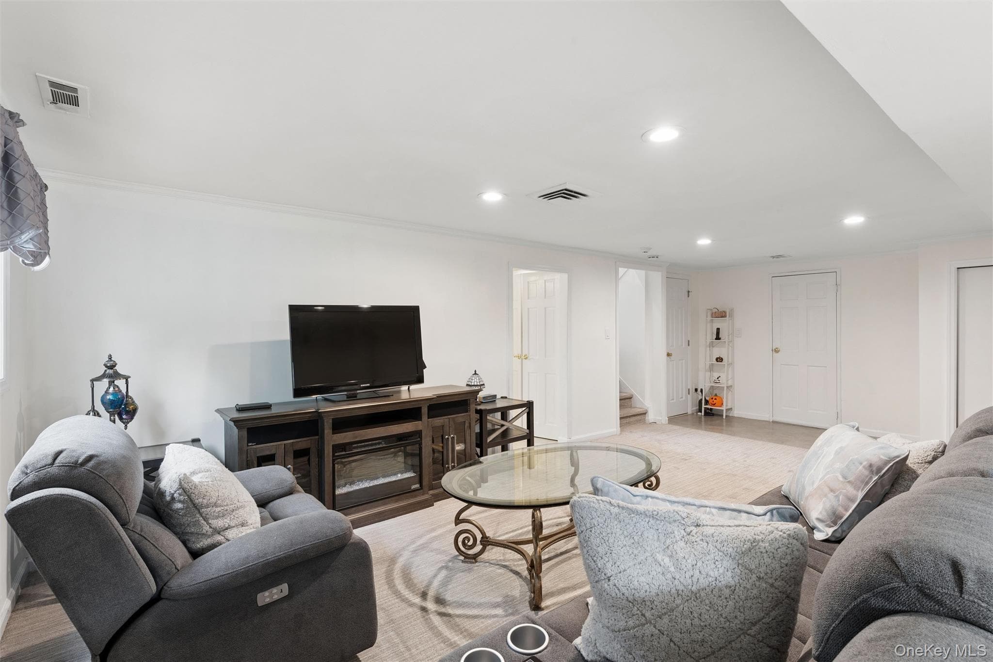 2919 Bond Drive thumbnail 24
