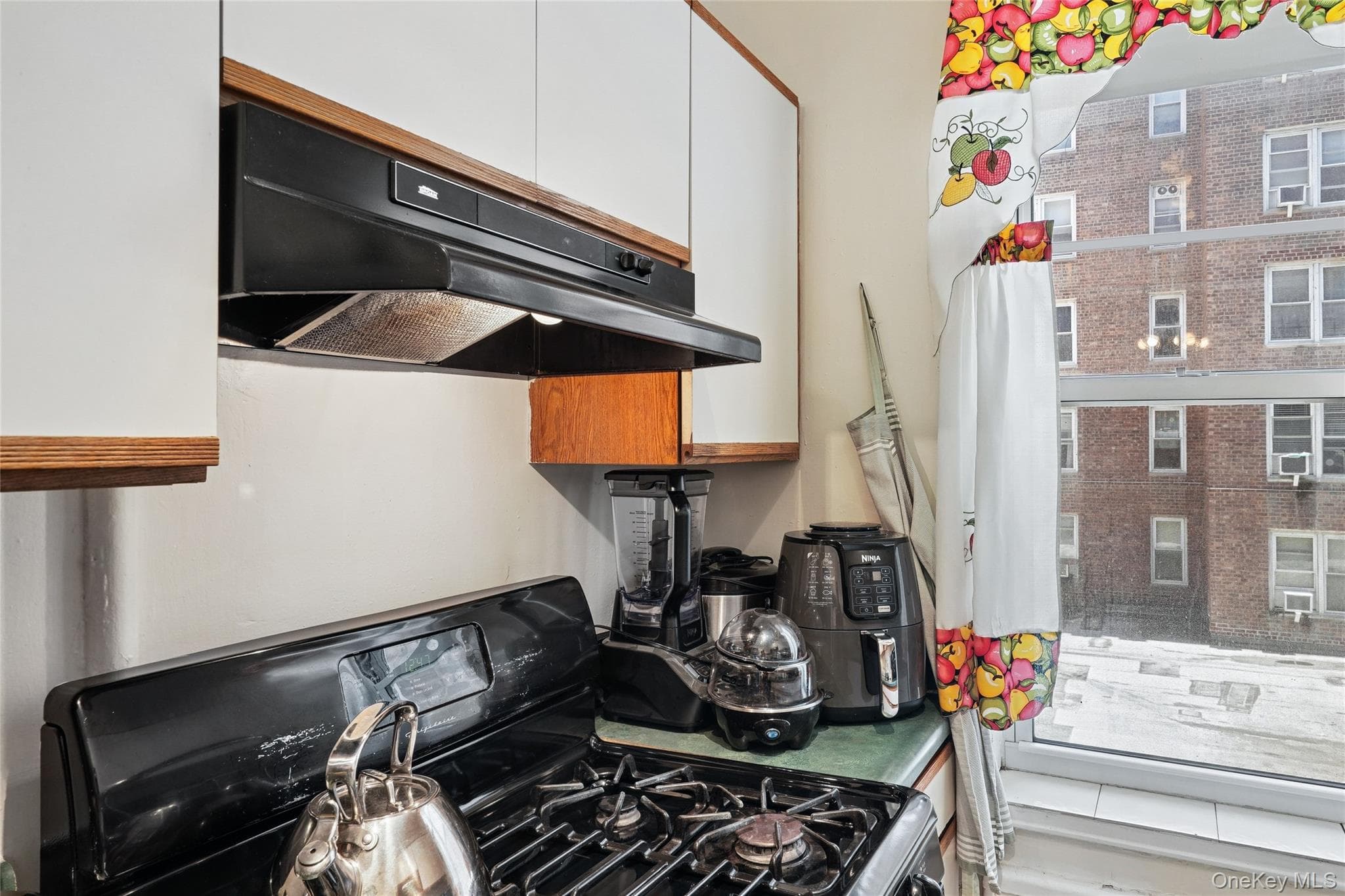 3305 90 Street Unit: 2D thumbnail 9