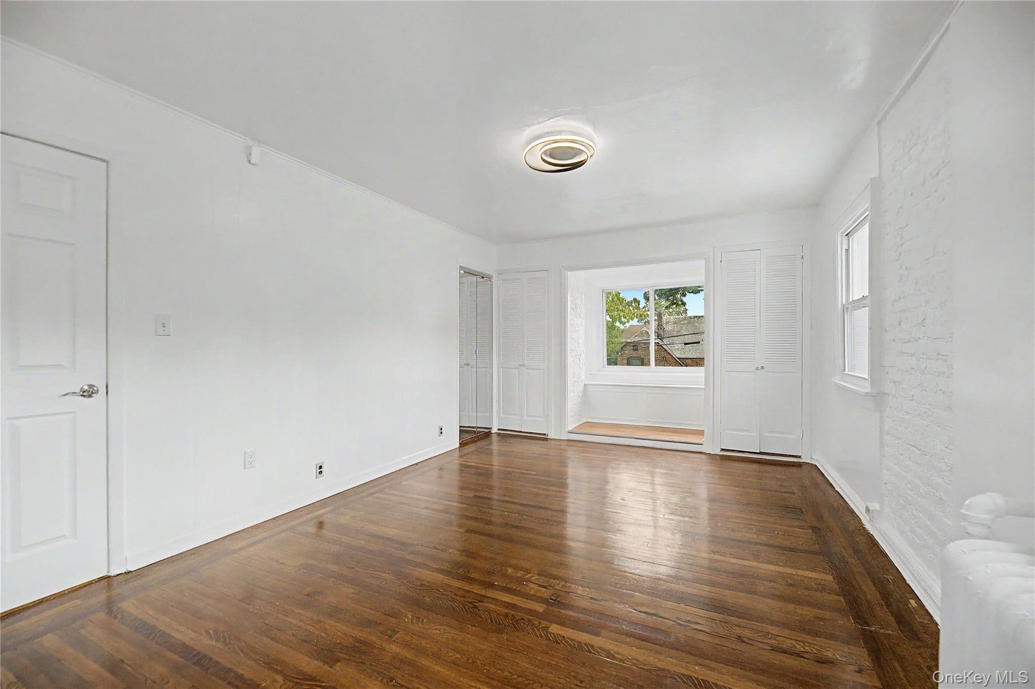 25 Longmeadow Road thumbnail 23