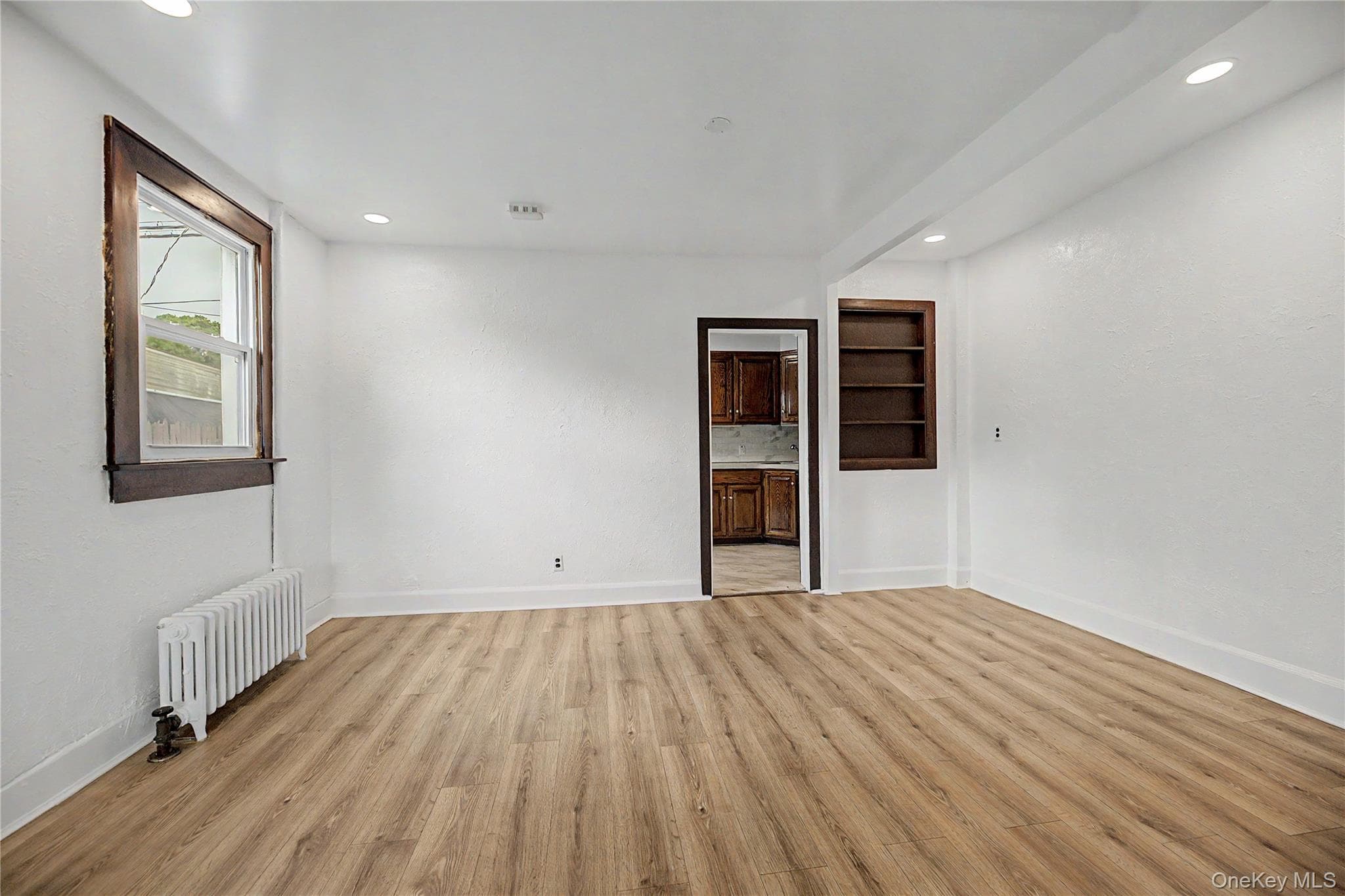 25 Longmeadow Road thumbnail 15