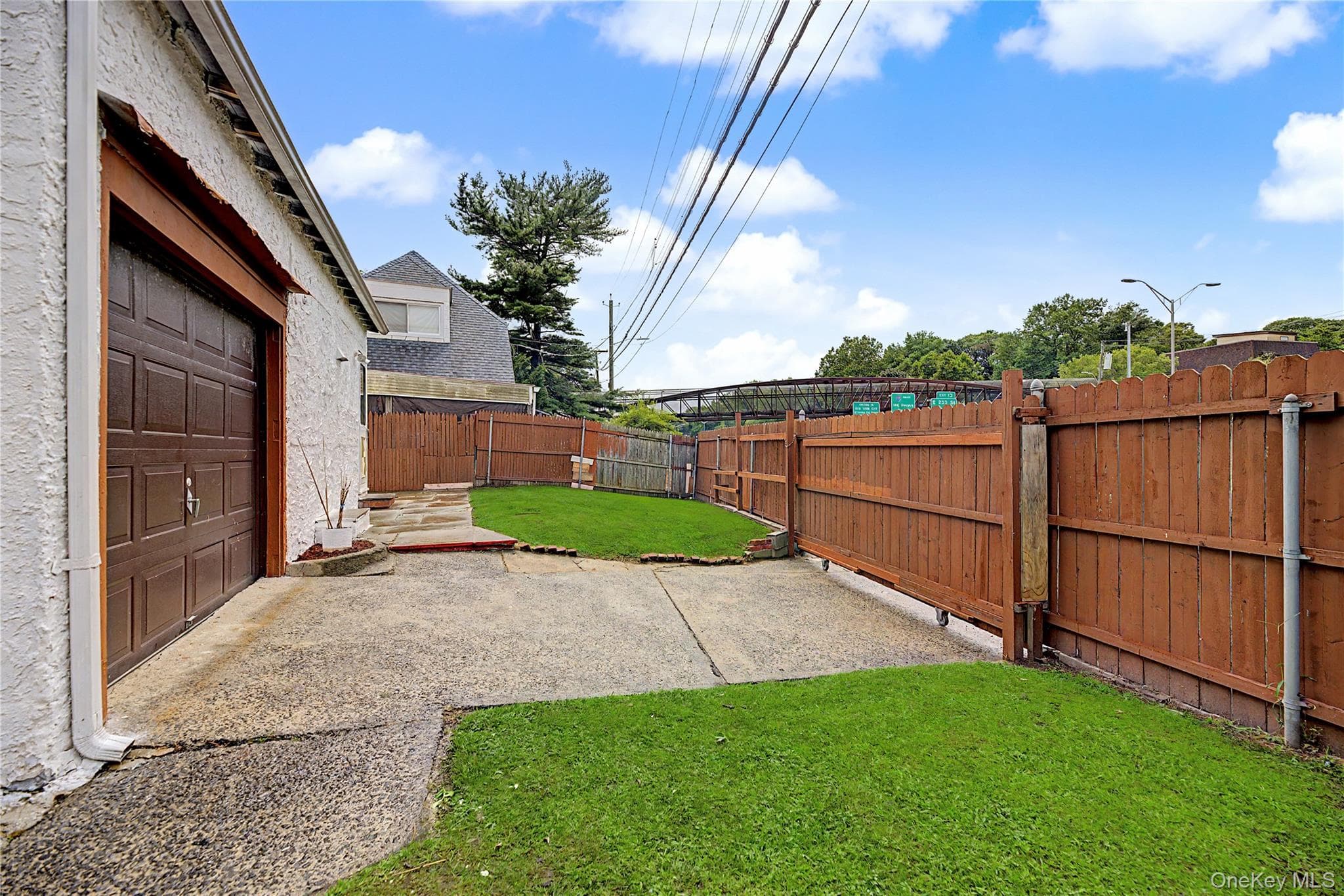 25 Longmeadow Road thumbnail 8