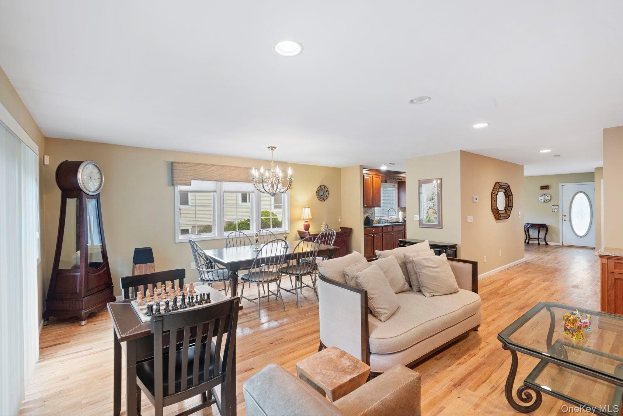 16 Lindbergh Circle Unit: 16 thumbnail 17