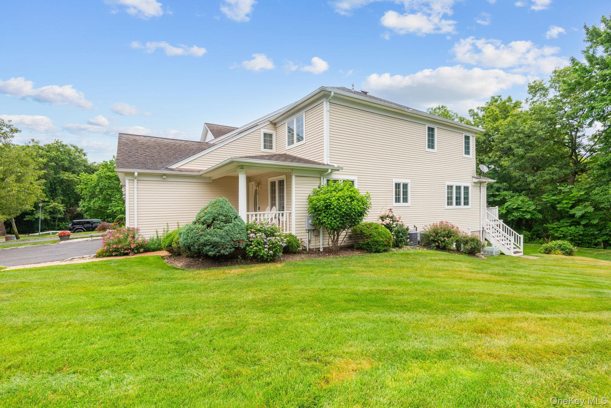 16 Lindbergh Circle Unit: 16 thumbnail 5