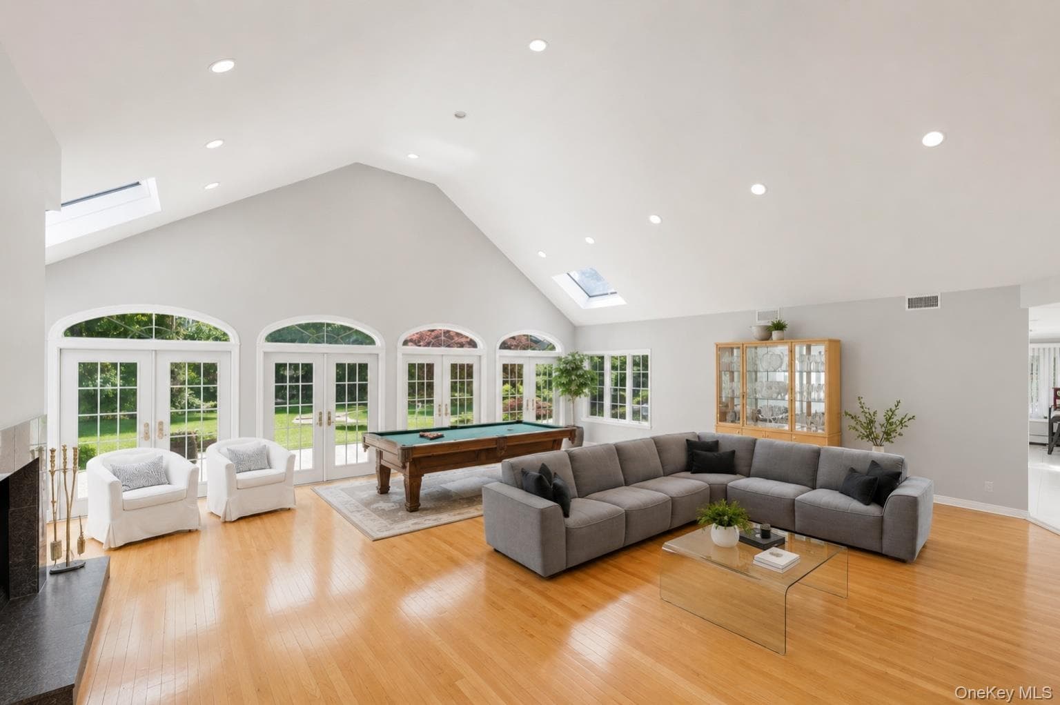 1319 Auerbach Avenue thumbnail 4