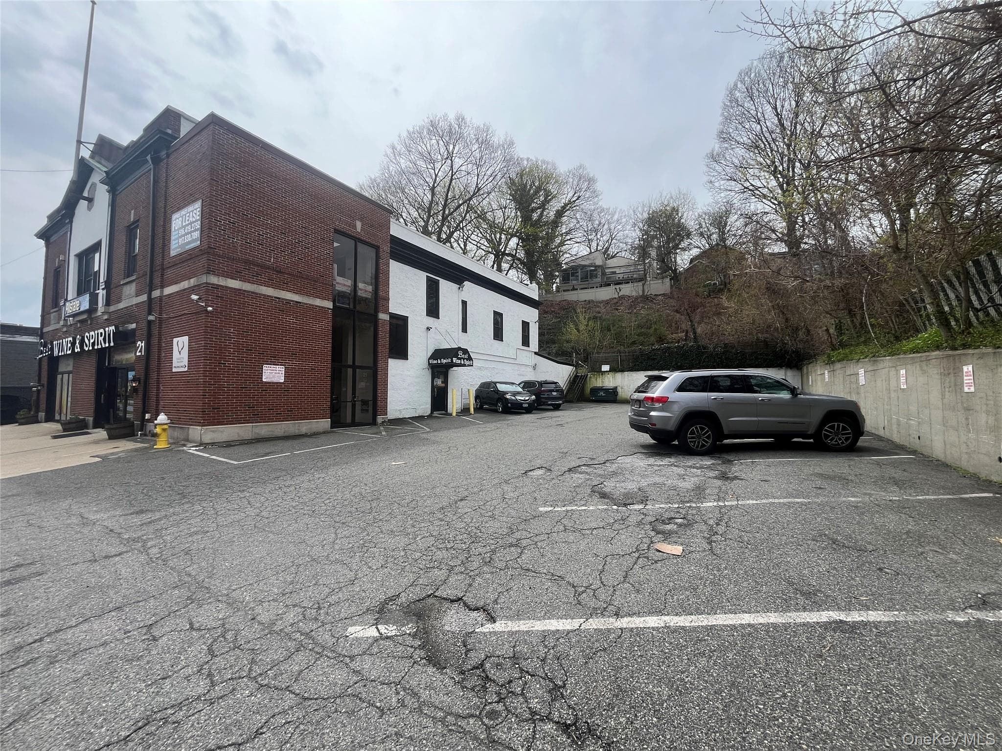 21 E Shore Road Road Unit: 1 FL thumbnail 3