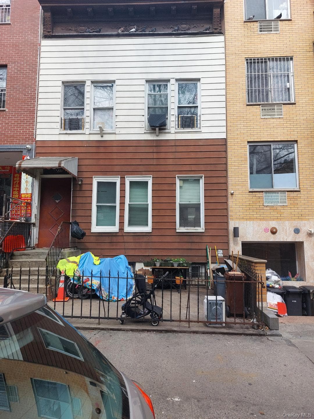 727 53rd Street photo 1