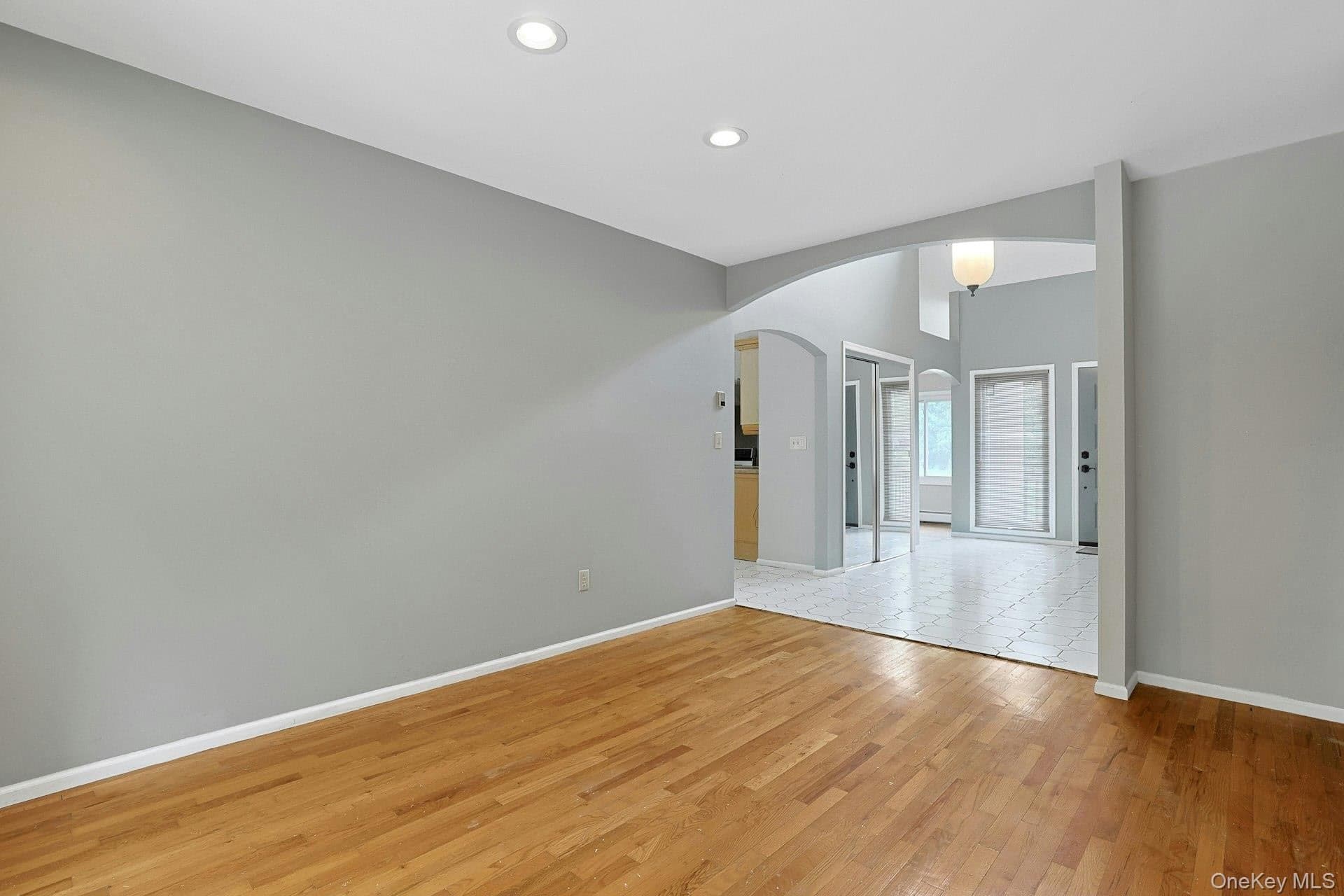 3 Sasson Terrace thumbnail 14