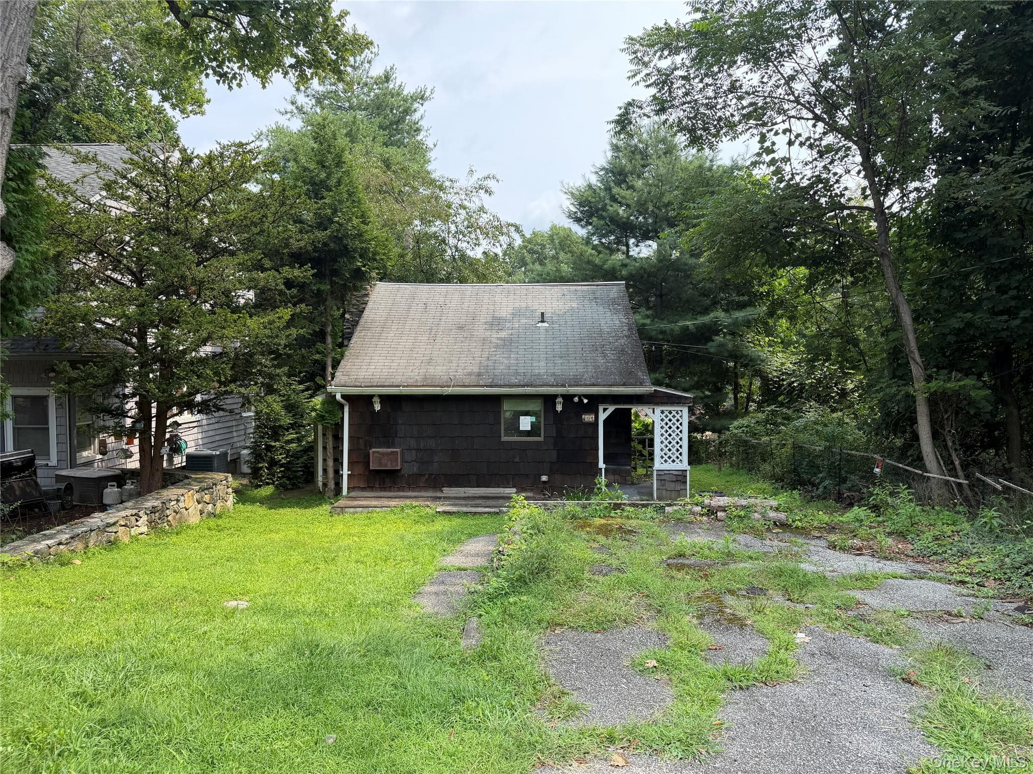 6 N Shenorock Drive photo 1