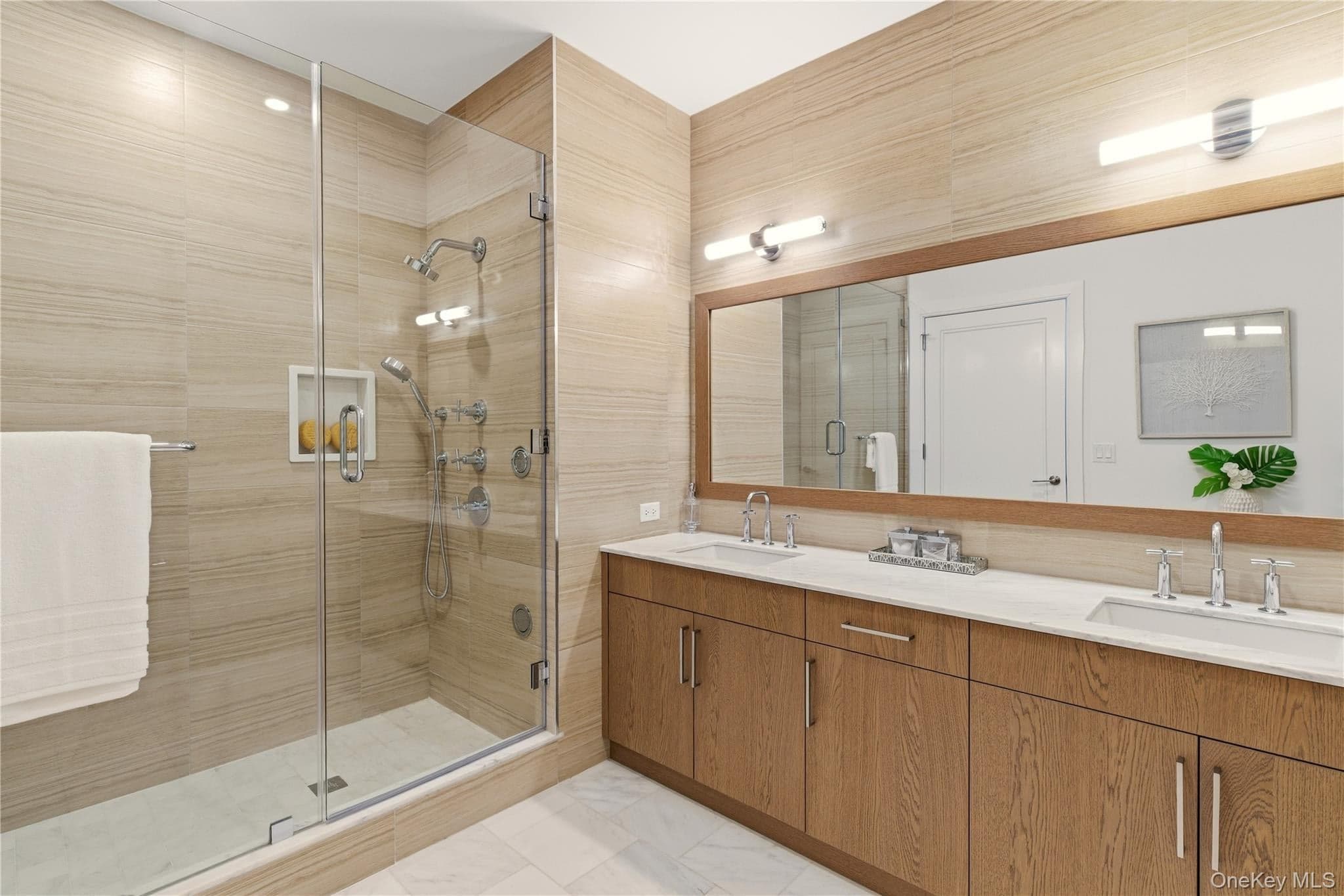 100 Garvies Point Road Unit: 1348 thumbnail 14