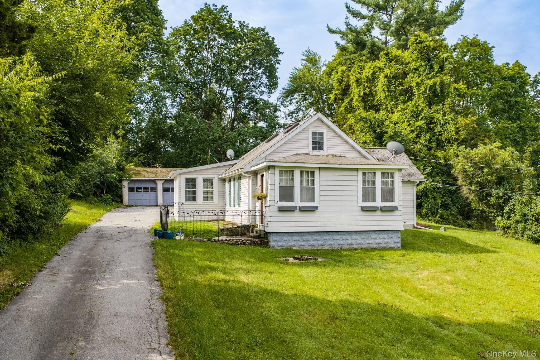 124 Bower Road photo 1