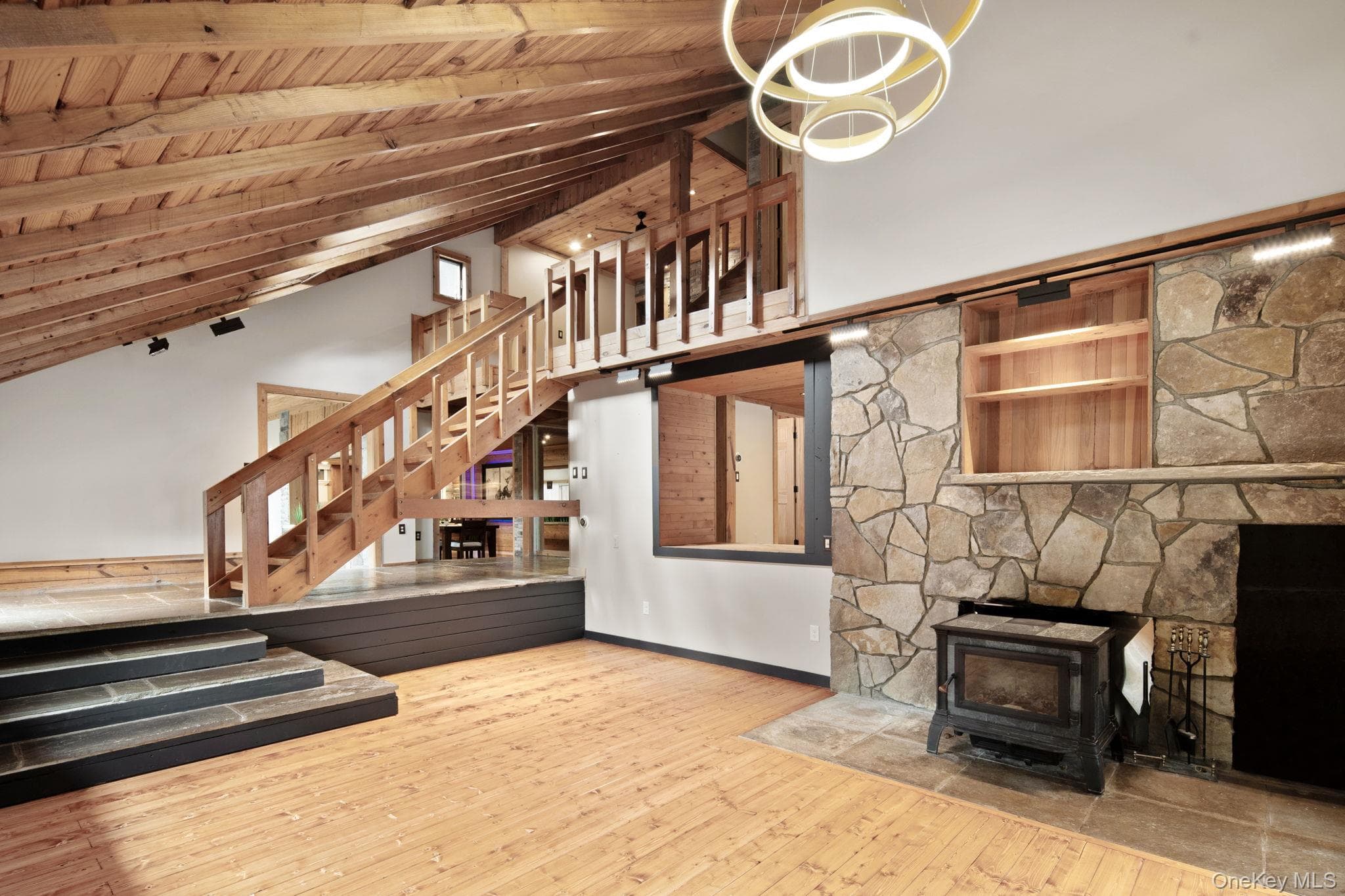19 Greentree Lane thumbnail 15