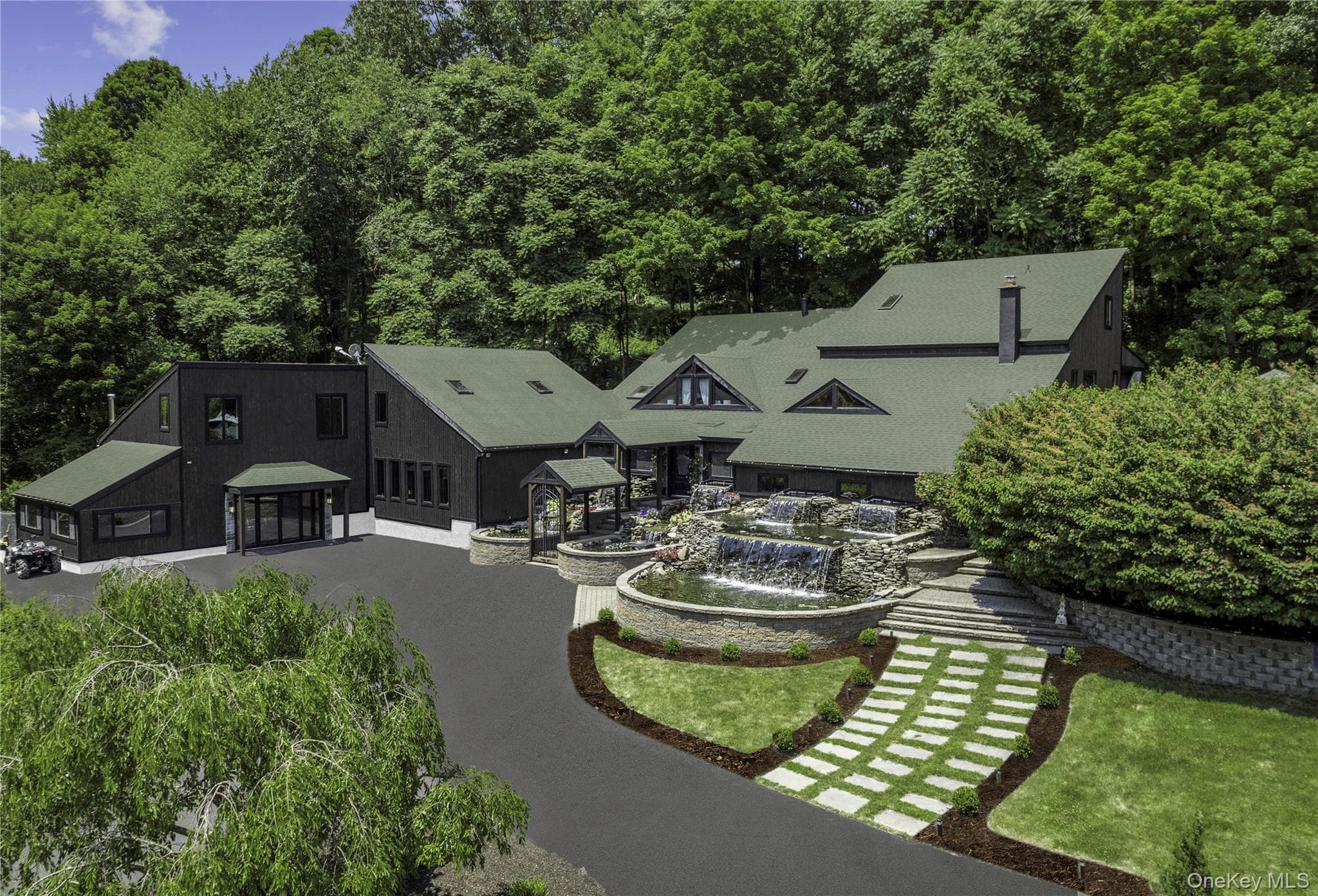 19 Greentree Lane thumbnail 2