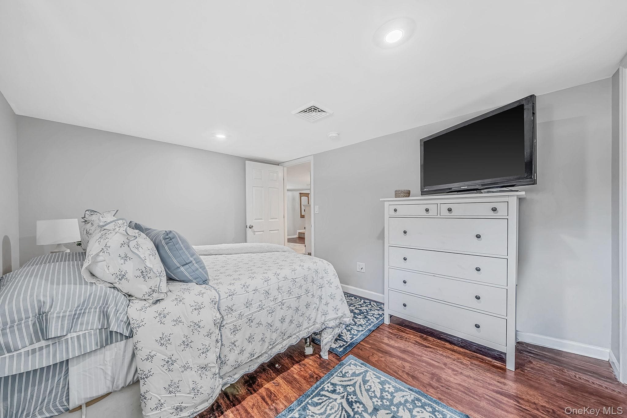 47 Mooney Pond Road thumbnail 33