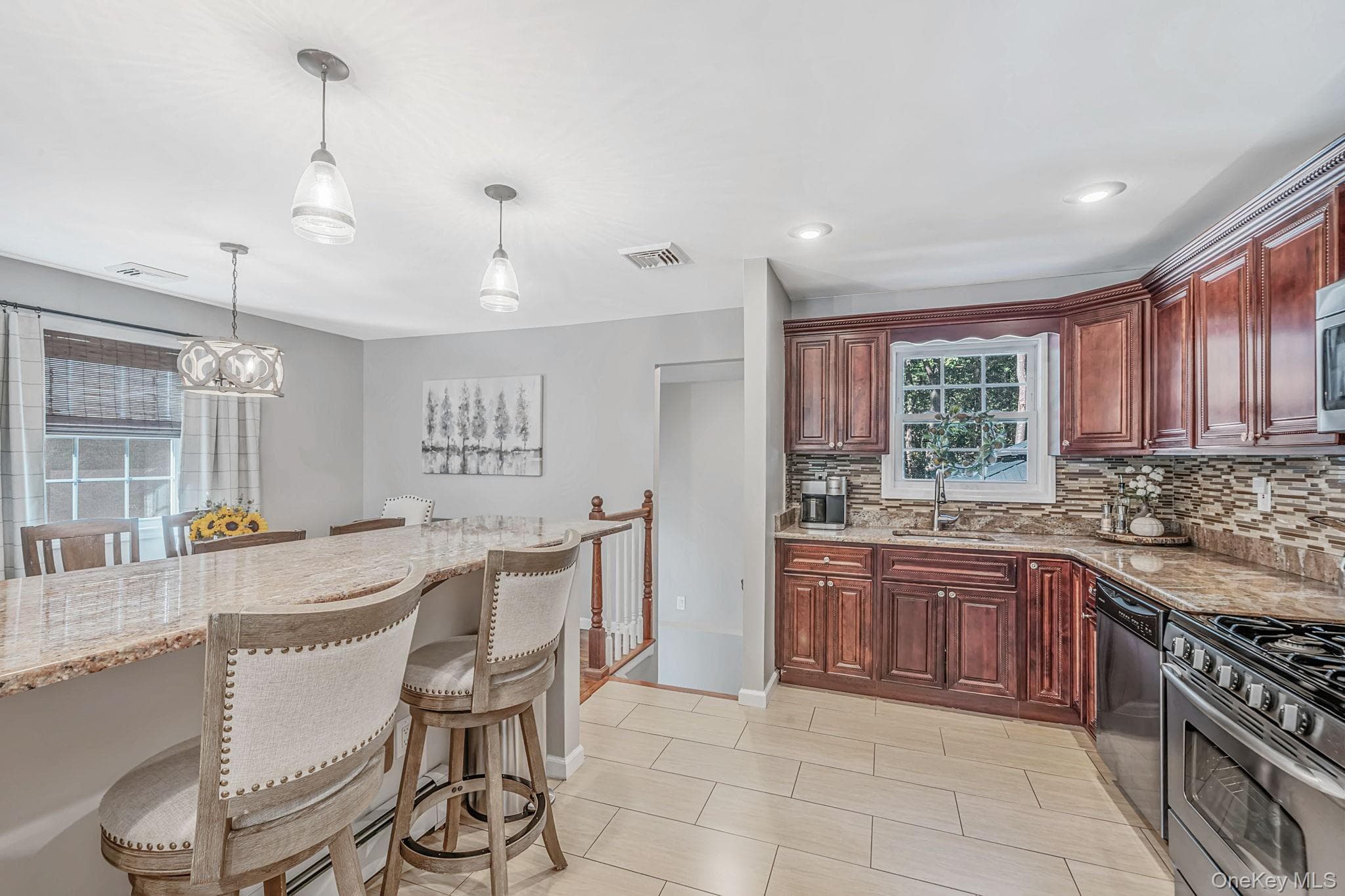 47 Mooney Pond Road thumbnail 15