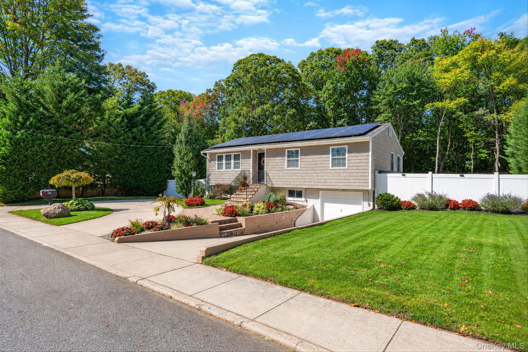 47 Mooney Pond Road thumbnail 4