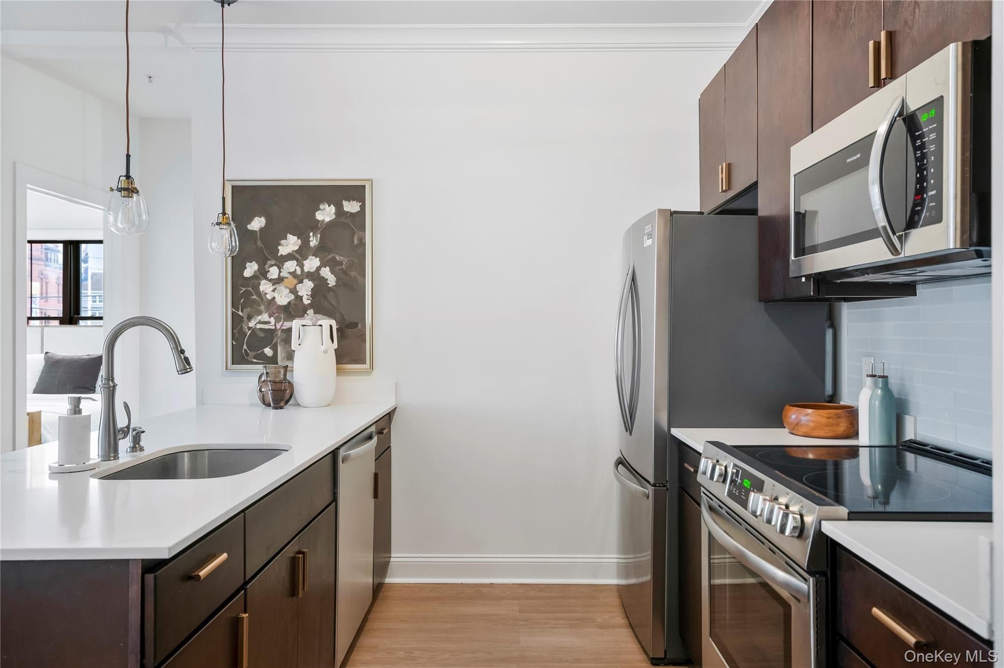 30 Lake Avenue Unit: 212 thumbnail 6