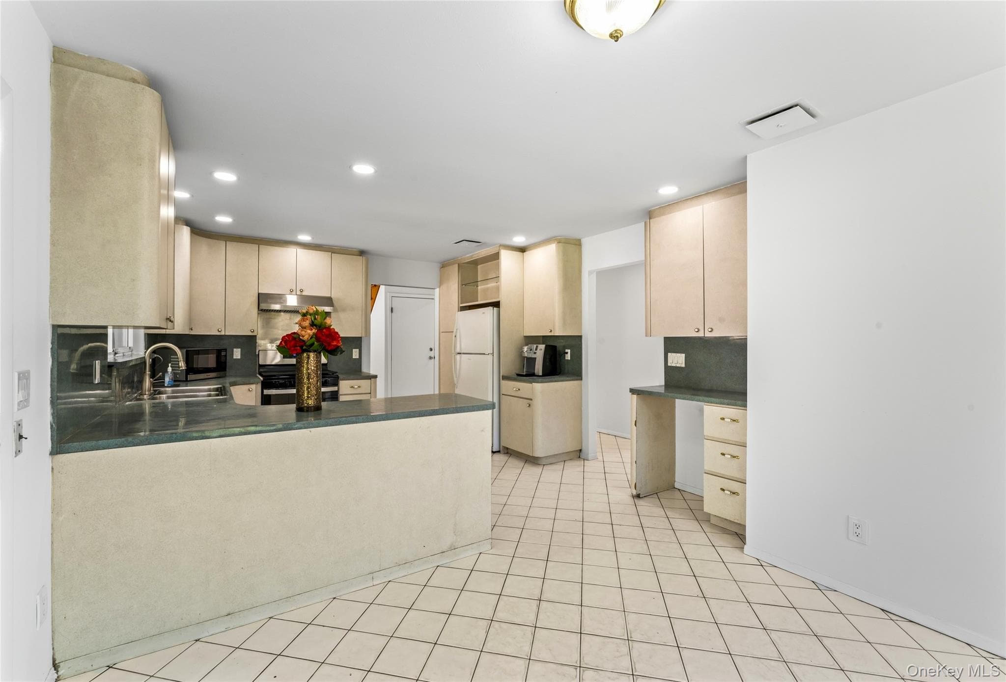 126 Bagatelle Road thumbnail 20
