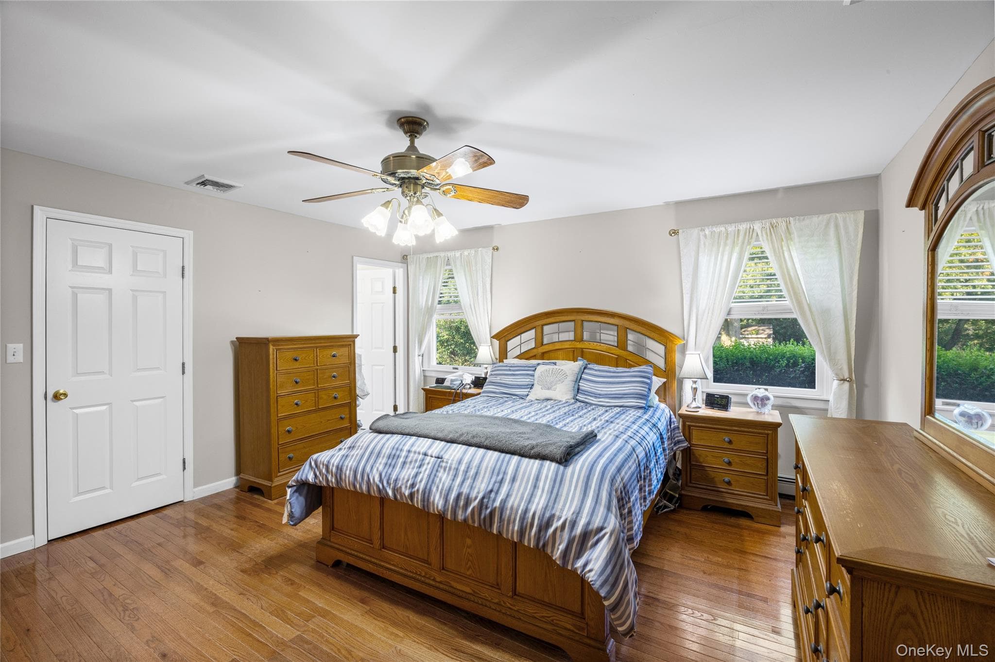 2200 Aldrich Lane thumbnail 13