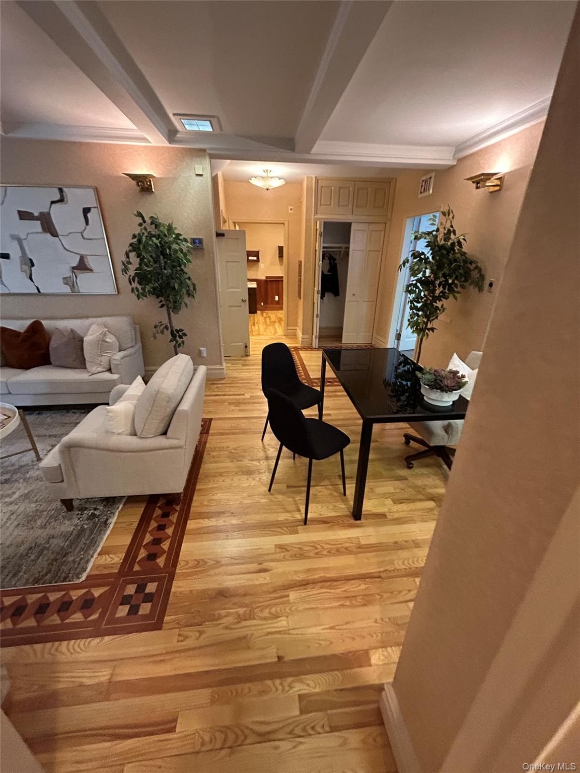 915 Palmer Road thumbnail 3