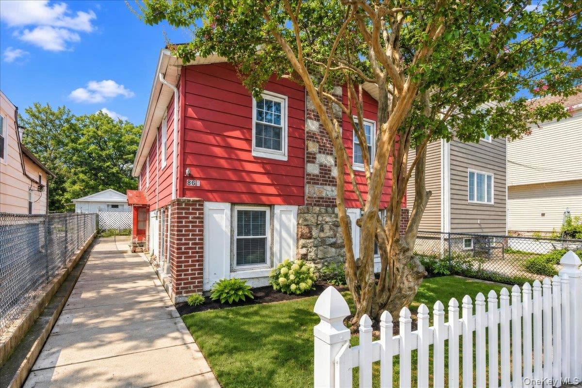 86B Edgewater Park PARK Unit: 86 thumbnail 2