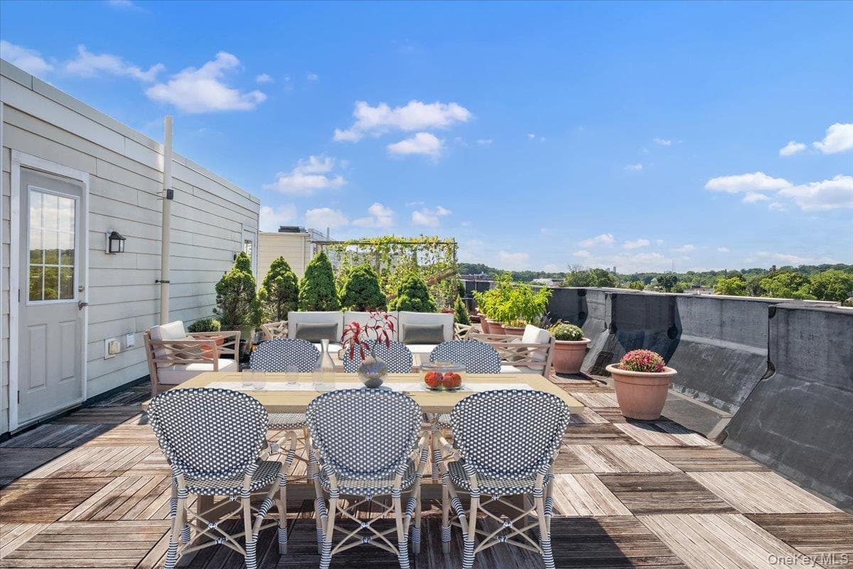 101 Sheldrake Place Unit: 20 thumbnail 29