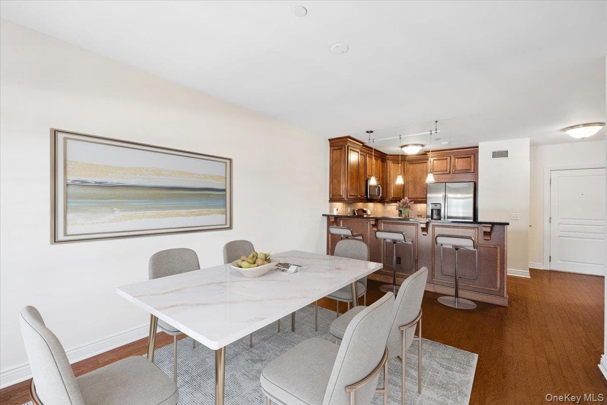 101 Sheldrake Place Unit: 20 thumbnail 11