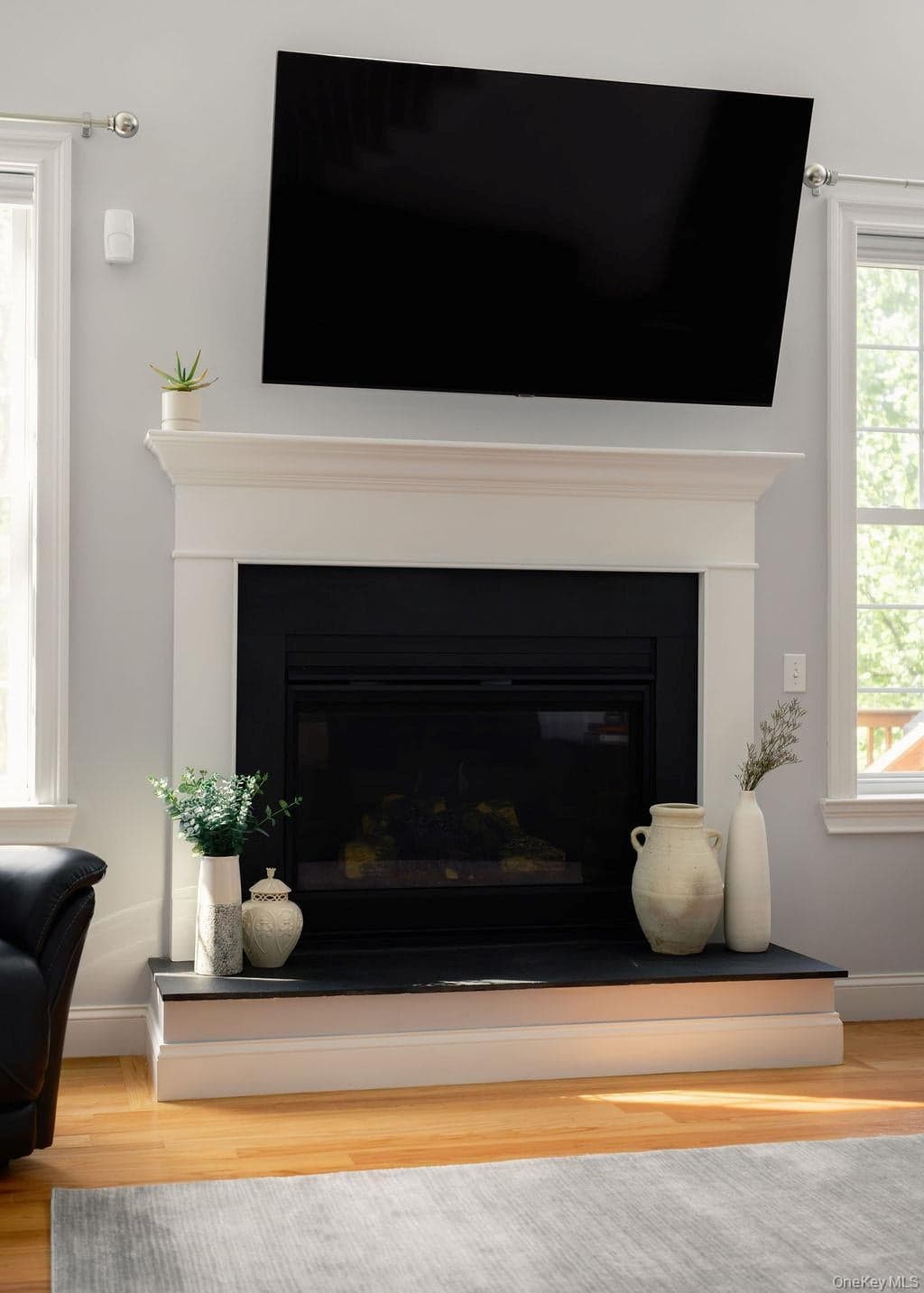 136 Stratford Drive thumbnail 8