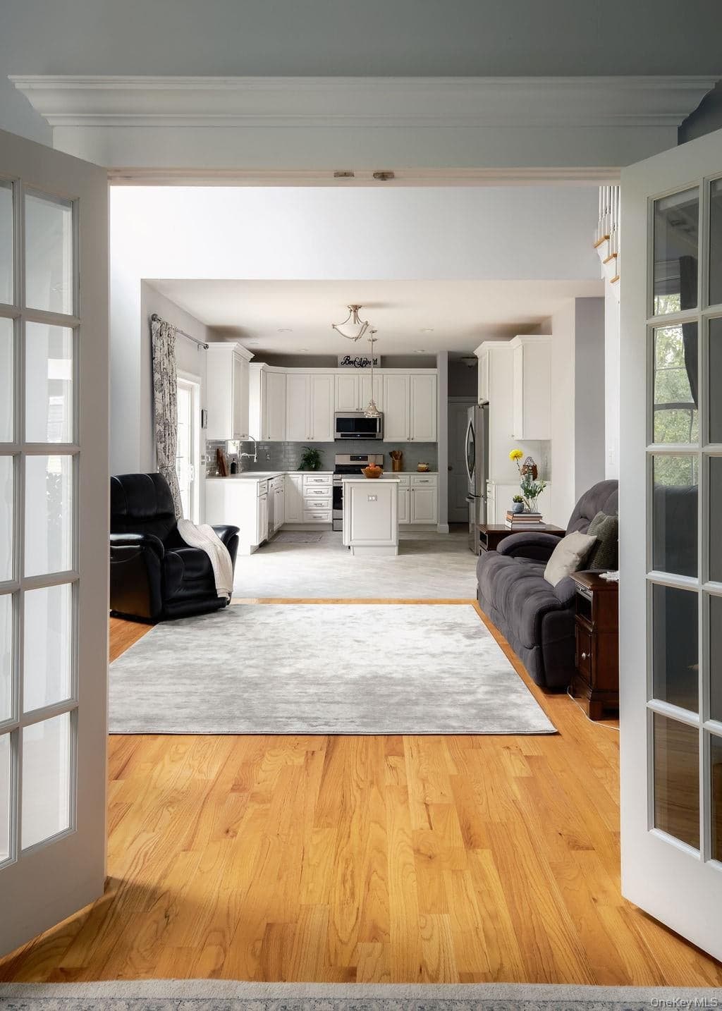 136 Stratford Drive thumbnail 6