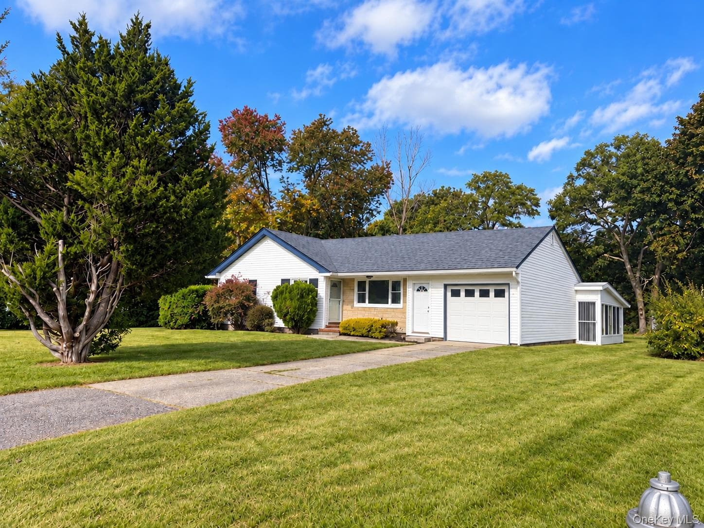 19 Franklin Avenue photo 1