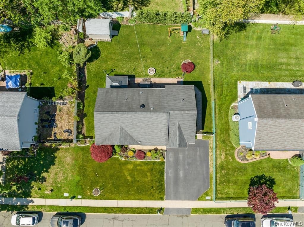 18 Valley Drive thumbnail 3