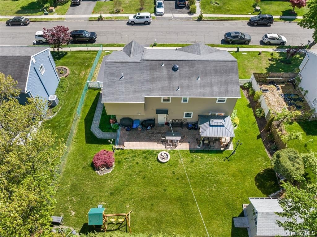 18 Valley Drive thumbnail 4