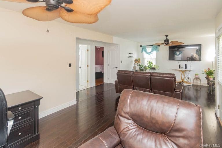 50 Holland Avenue thumbnail 19