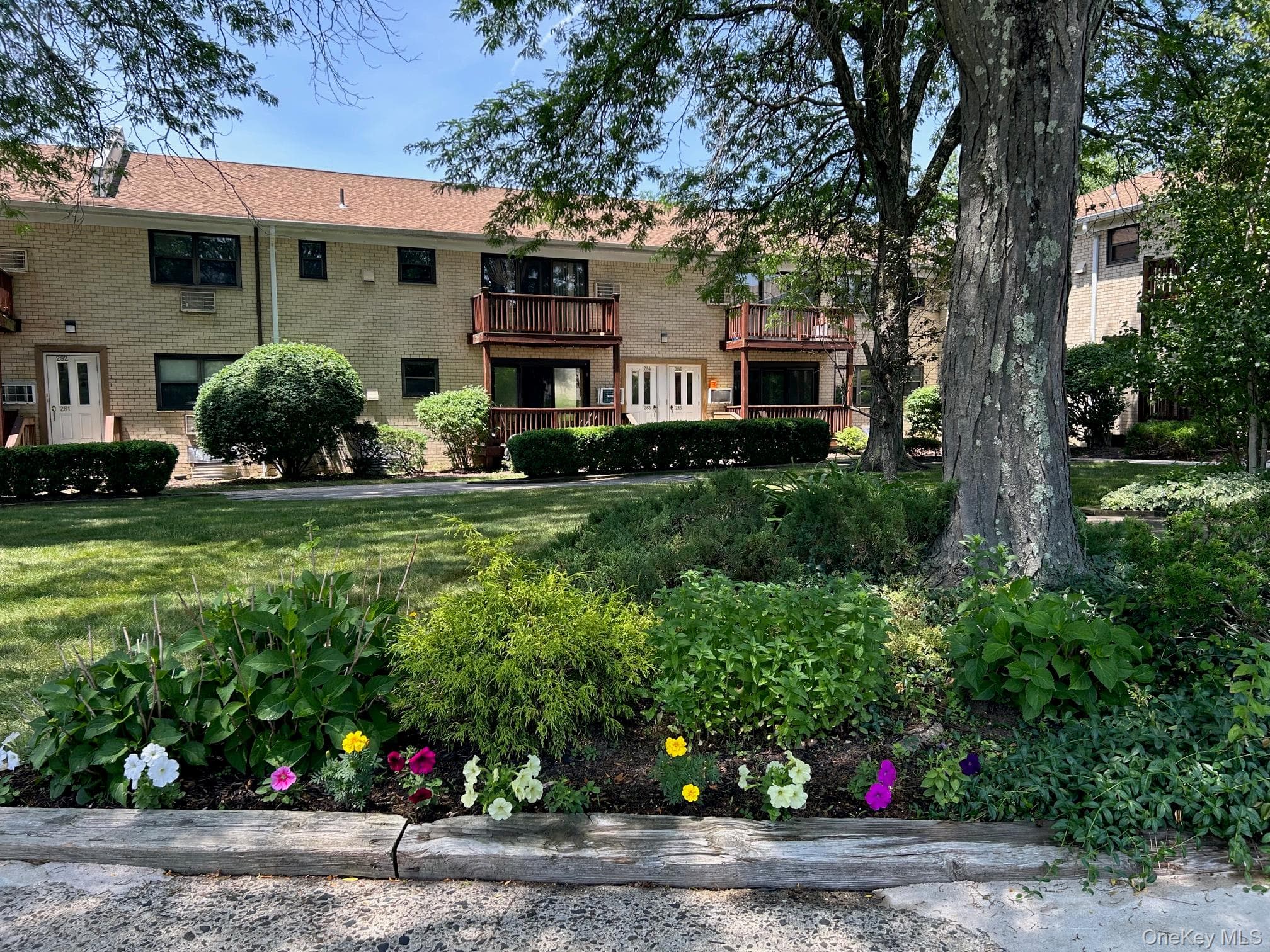 284 Sneden Place Unit: 284 thumbnail 35