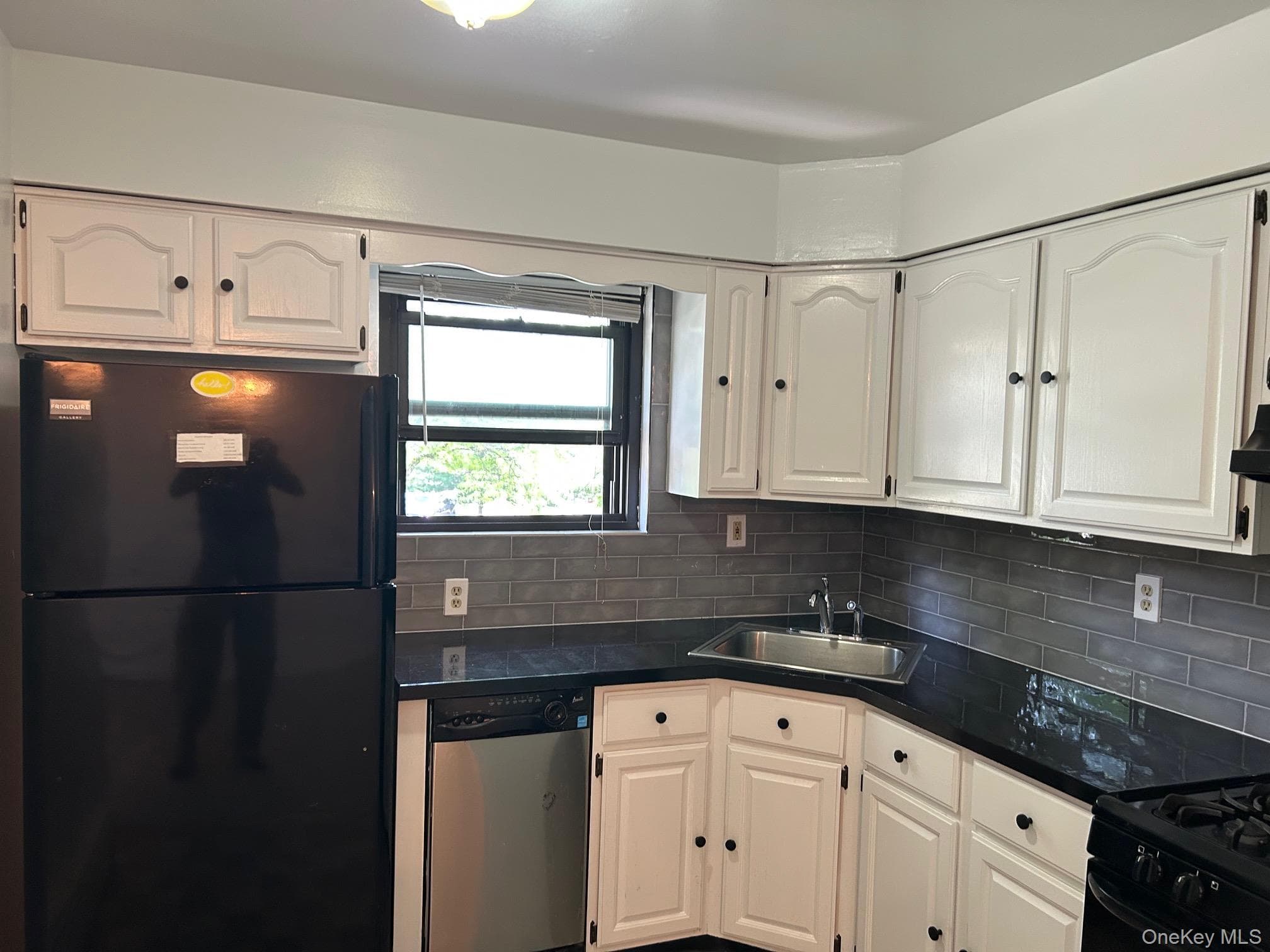 284 Sneden Place Unit: 284 thumbnail 5