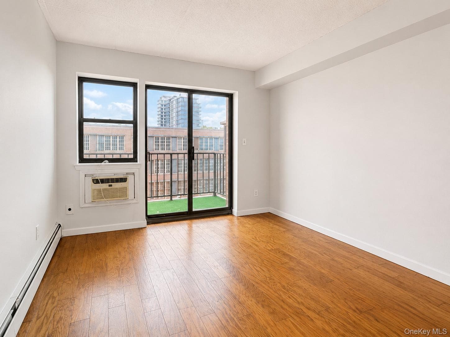 13935 35th Avenue Unit: 4B thumbnail 3
