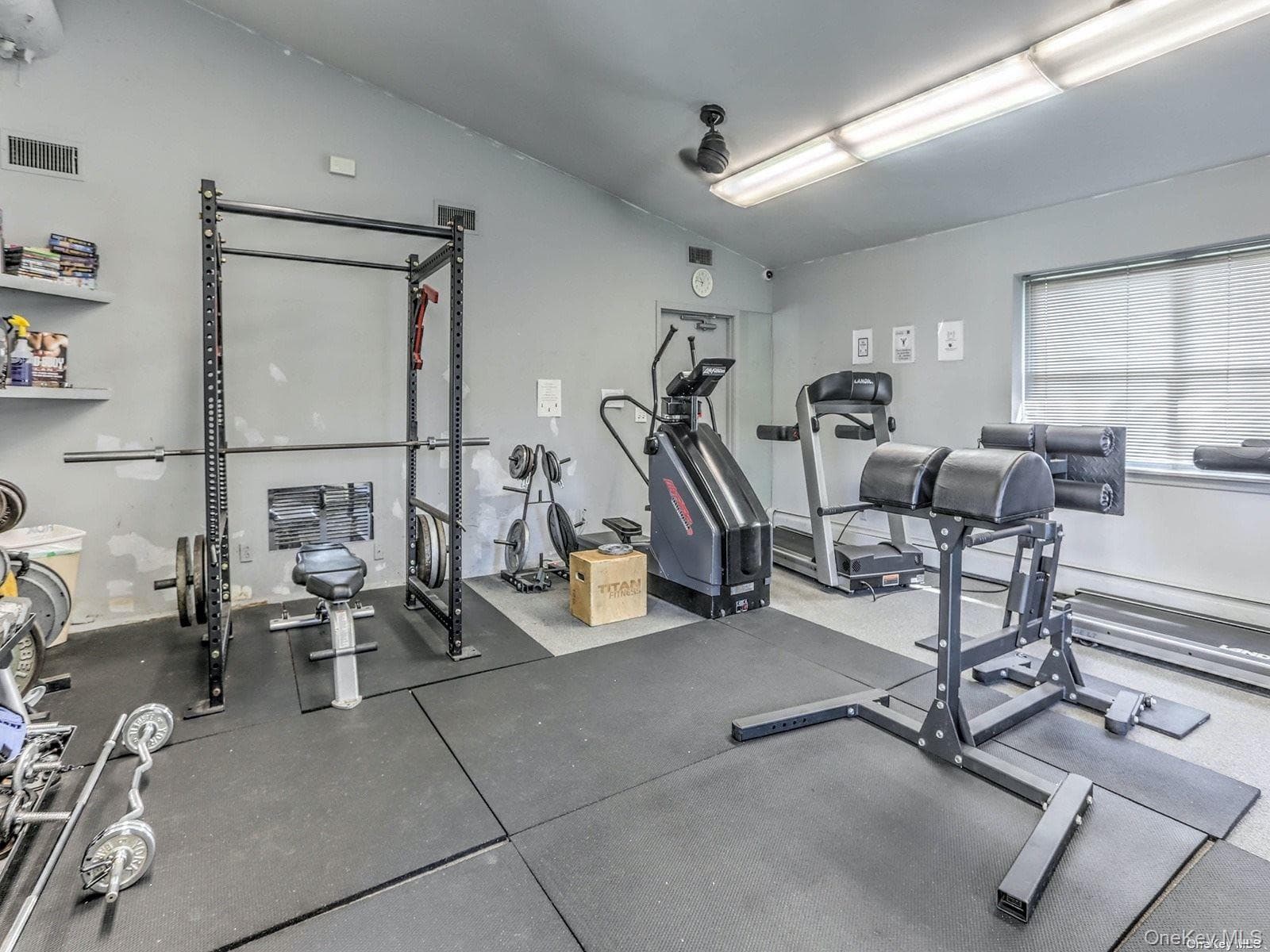 2449F Union Boulevard Unit: 12B thumbnail 14